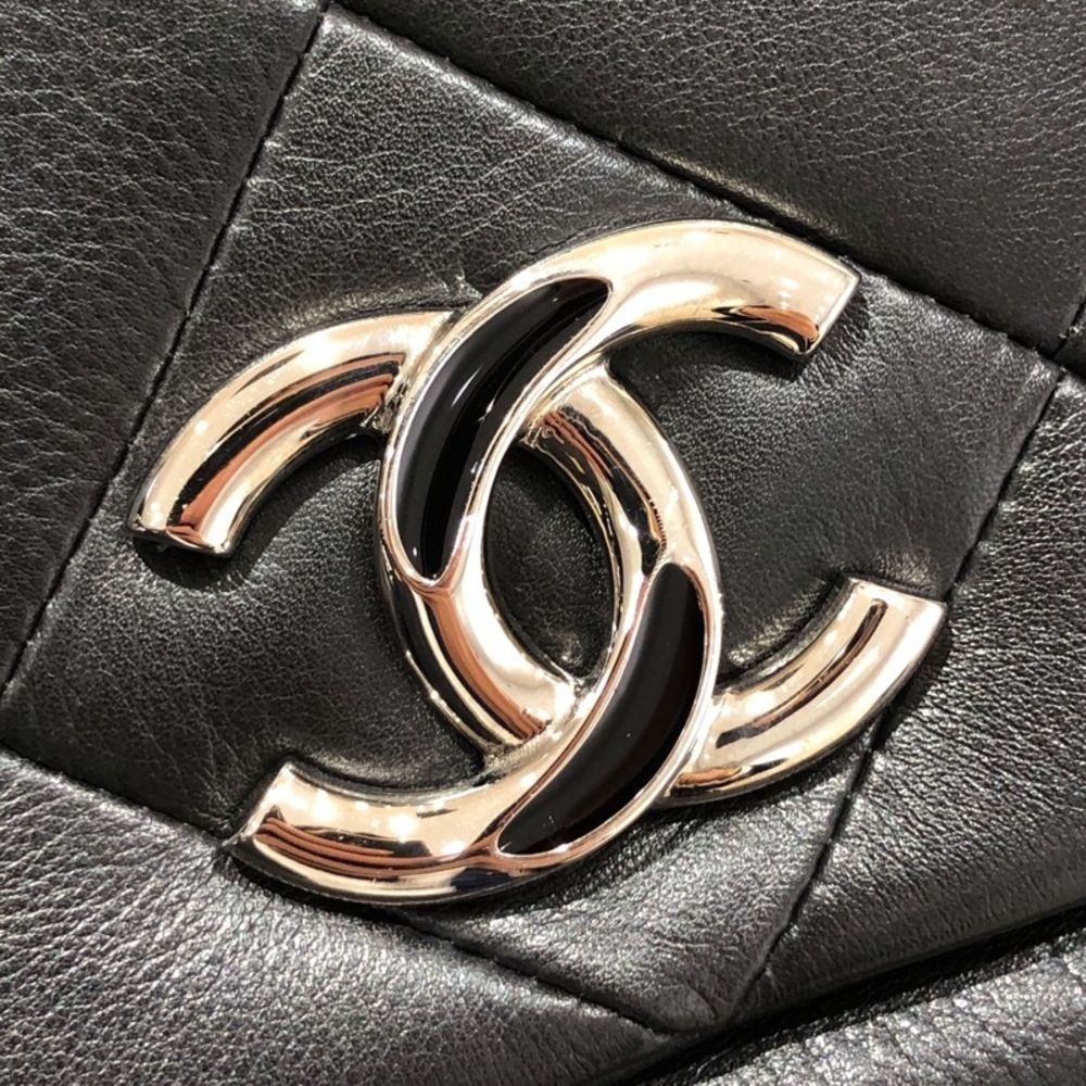 CHANEL Matelasse Black Lambskin Shoulder Bag - Picture 3 of 14